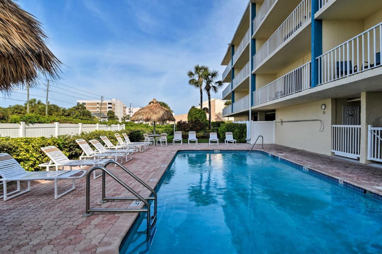 Coastal Condo With Balcony Walk To Madeira Beach! St. Pete Beach Bagian luar foto